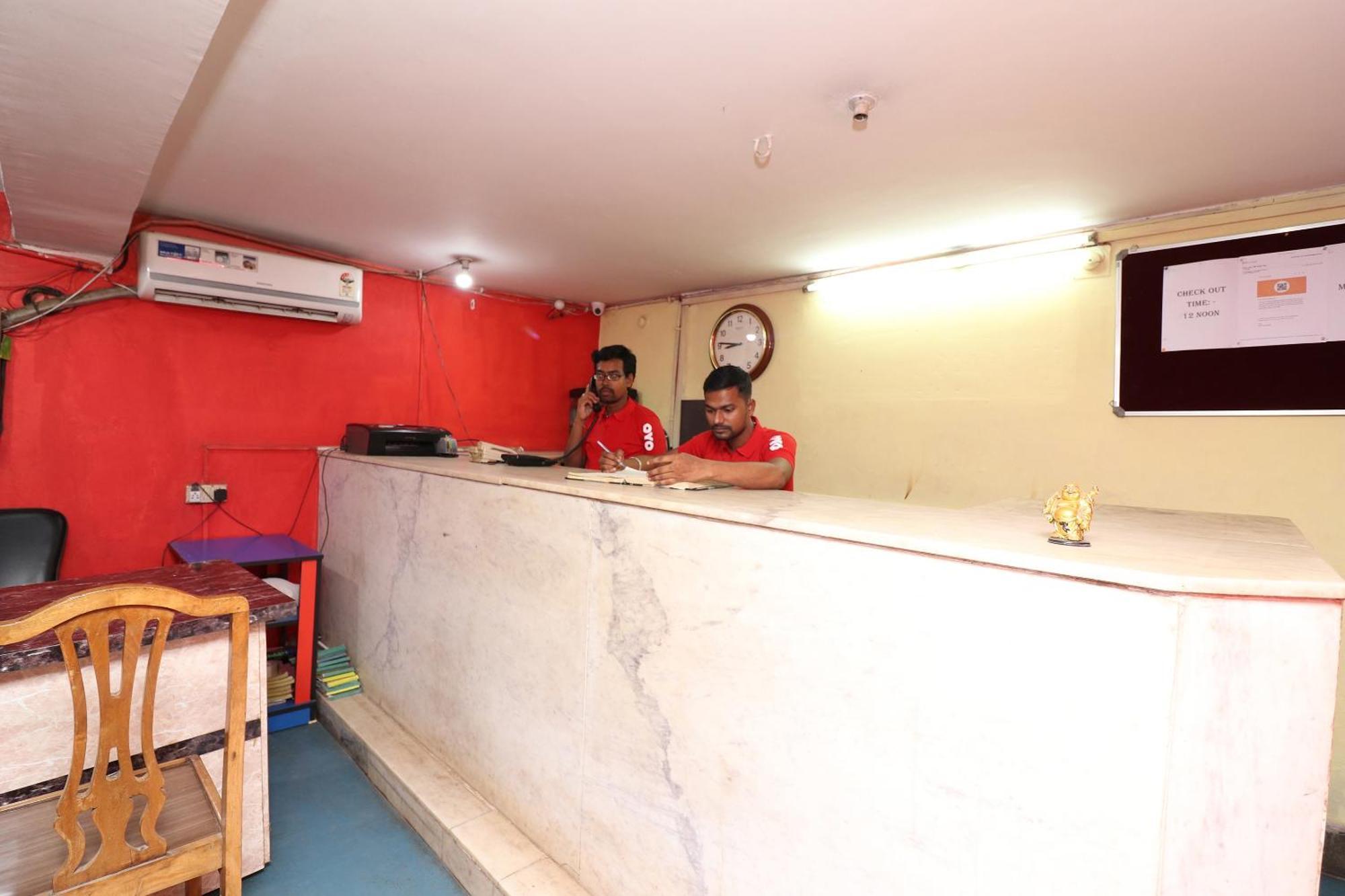 Hotel Shreya Bhubaneswar Esterno foto