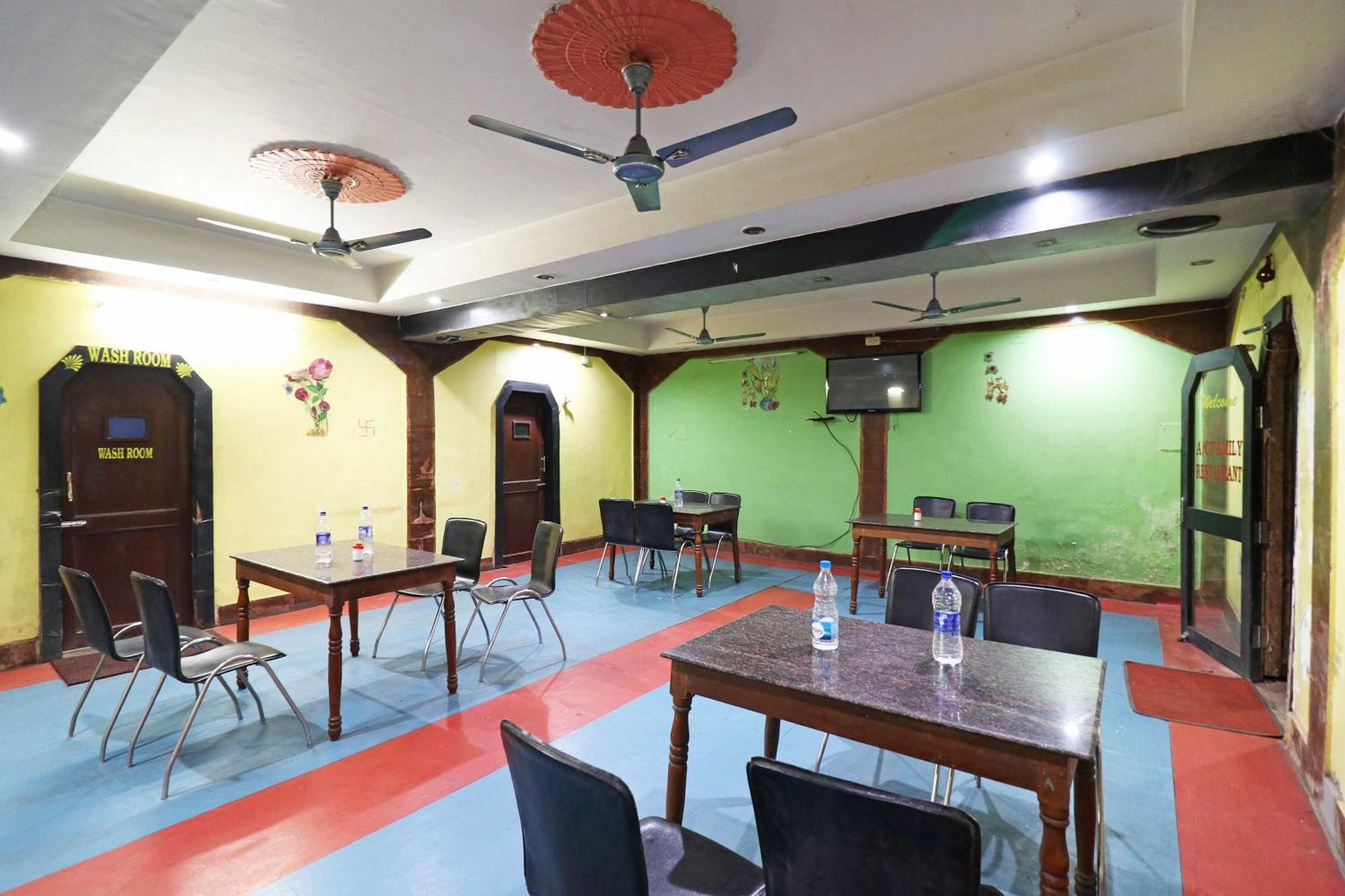 Hotel Shreya Bhubaneswar Esterno foto