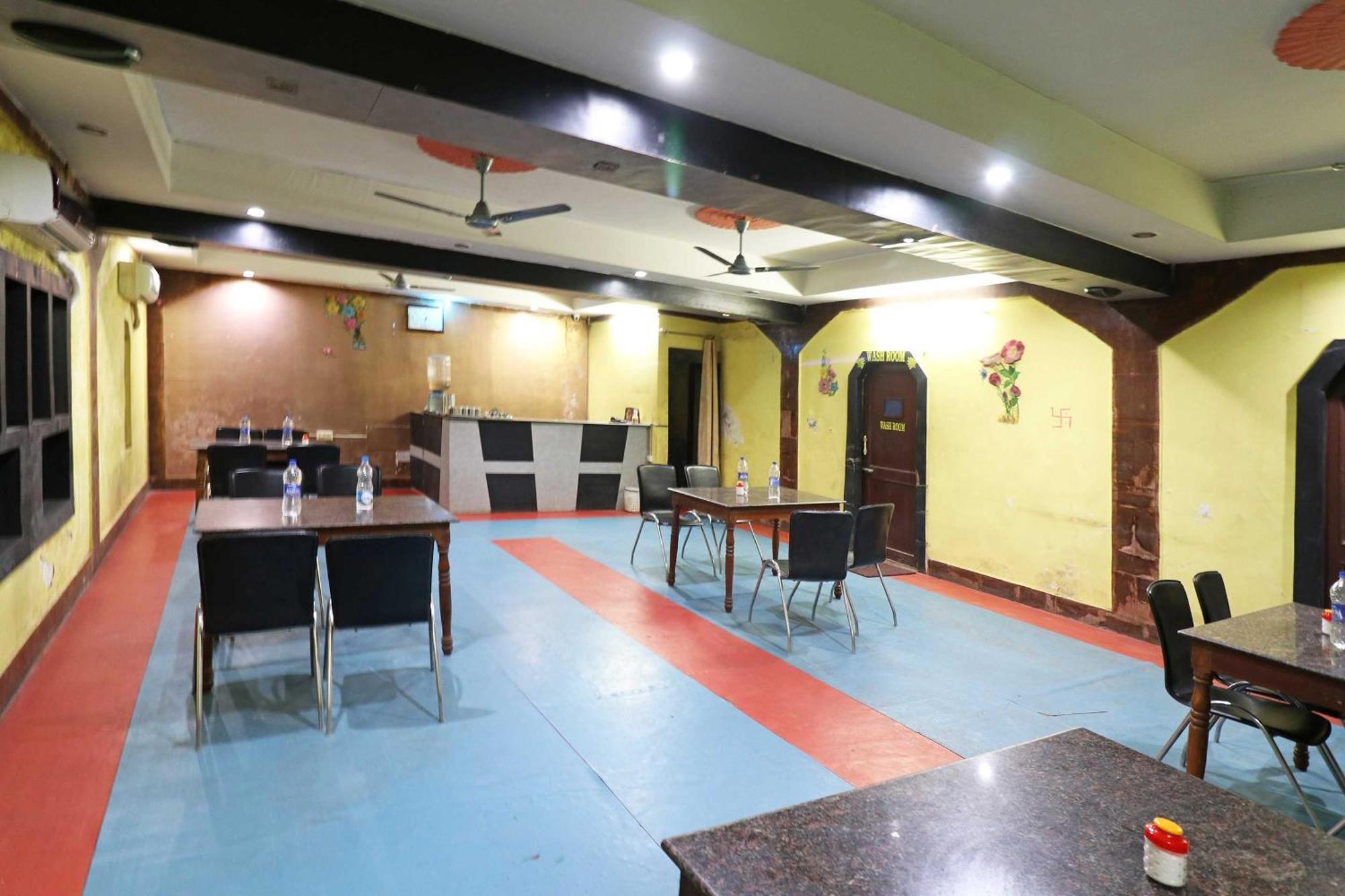 Hotel Shreya Bhubaneswar Esterno foto