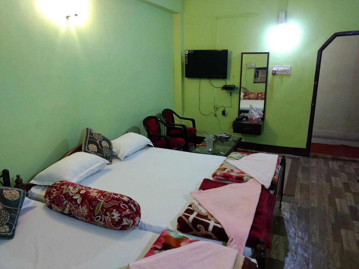 Hotel Shreya Bhubaneswar Esterno foto